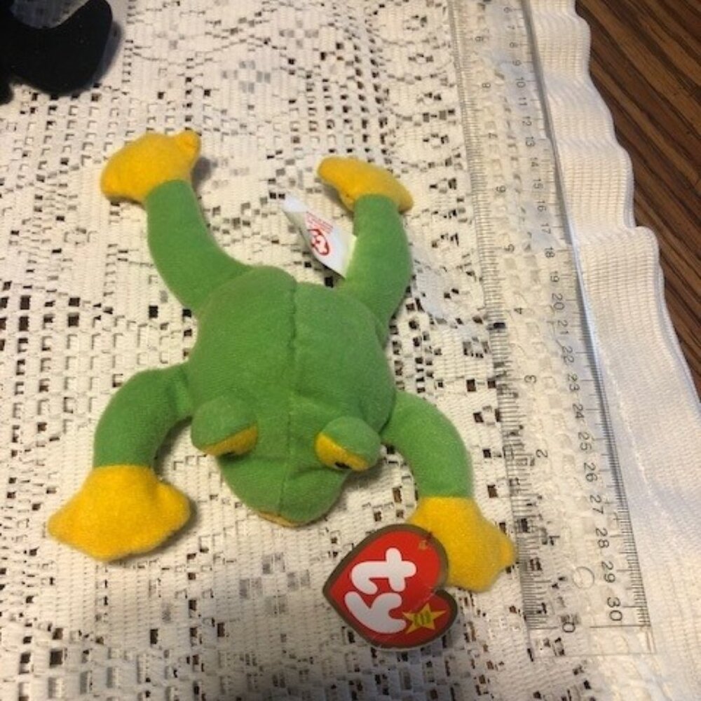 Smoochy the Frog TY Beanie Baby